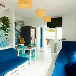 2* Albergue Sea Wolf Surf